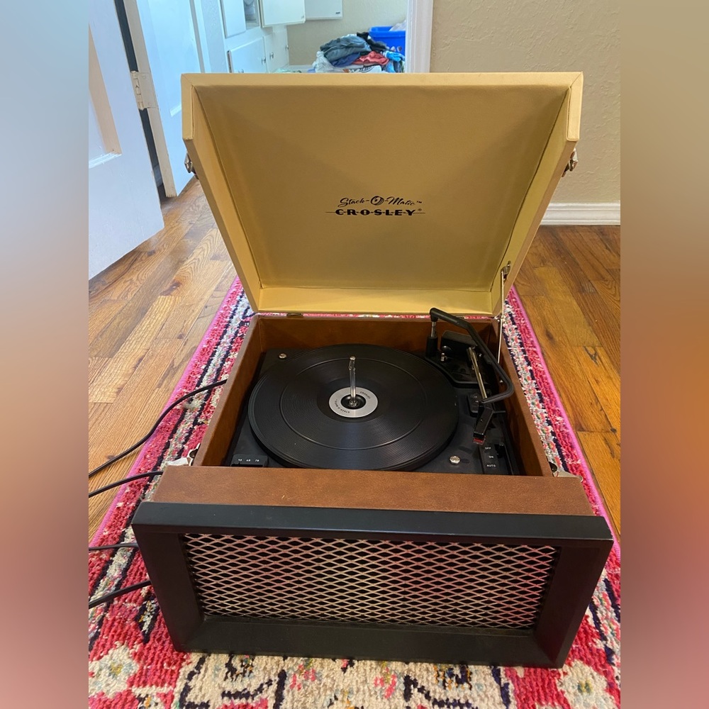 Vintage Crosley Record Player